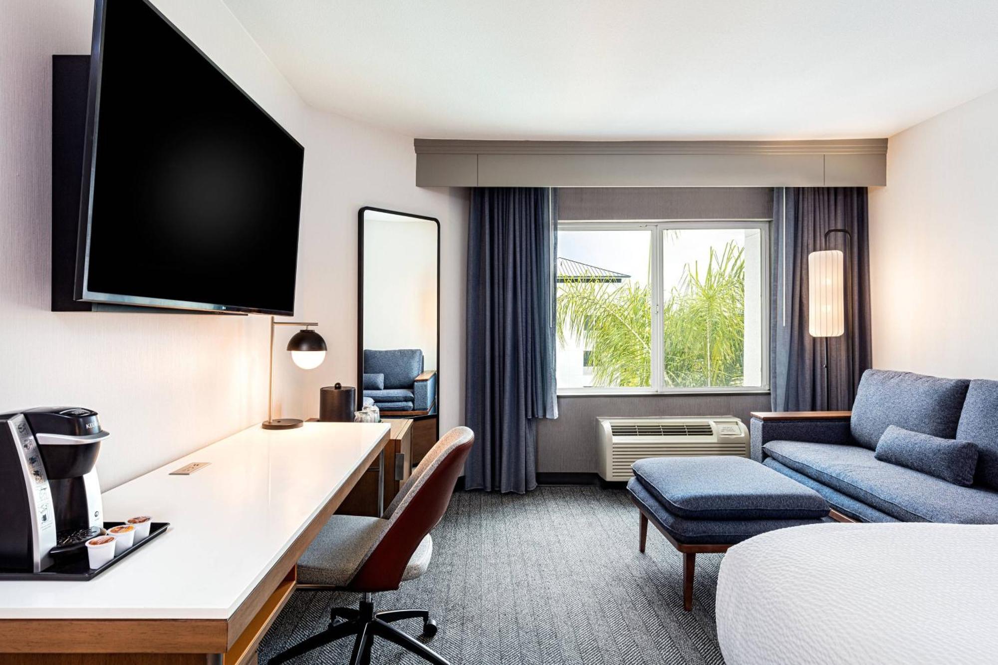 Courtyard By Marriott Anaheim Resort/Convention Center Eksteriør billede